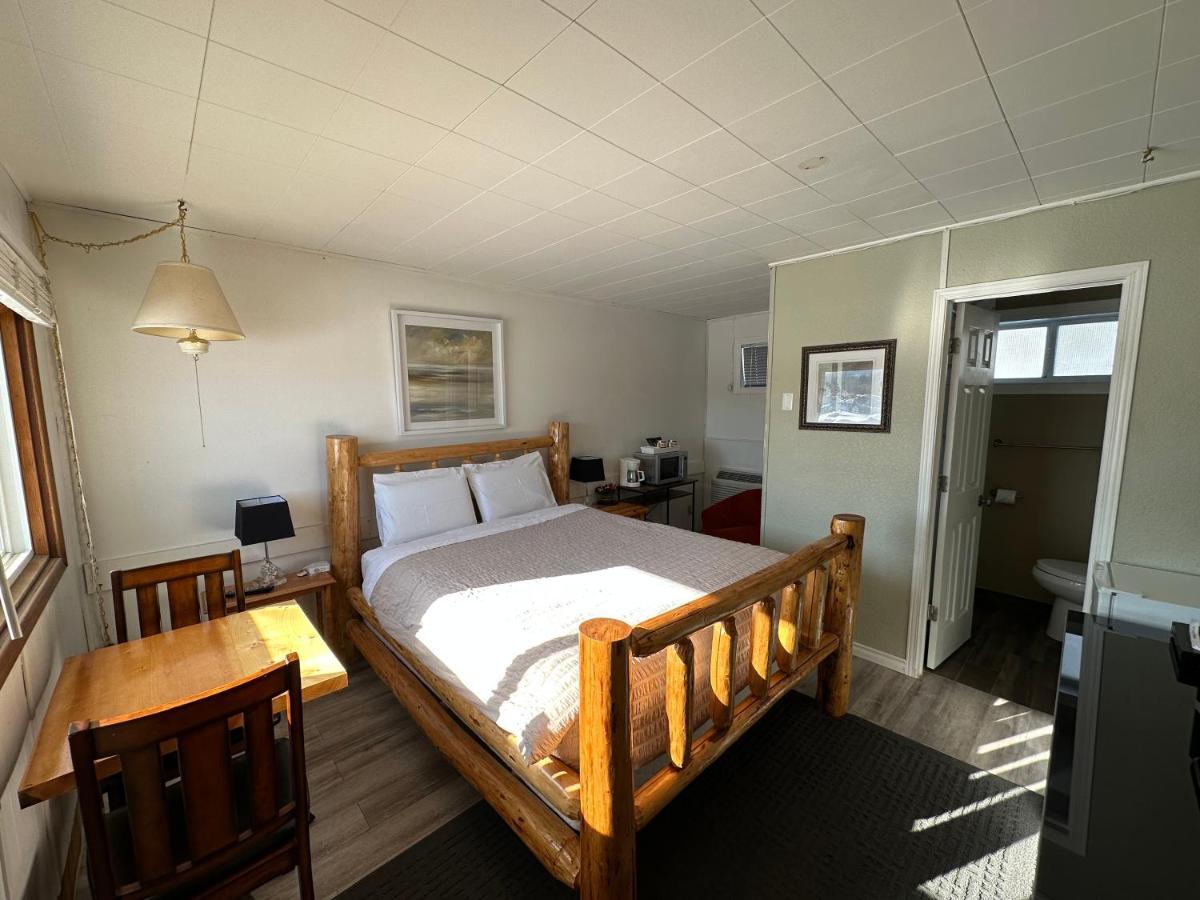 Pinecrest Motel Nipigon Zewnętrze zdjęcie