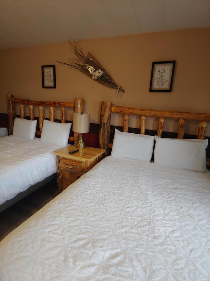 Pinecrest Motel Nipigon Zewnętrze zdjęcie